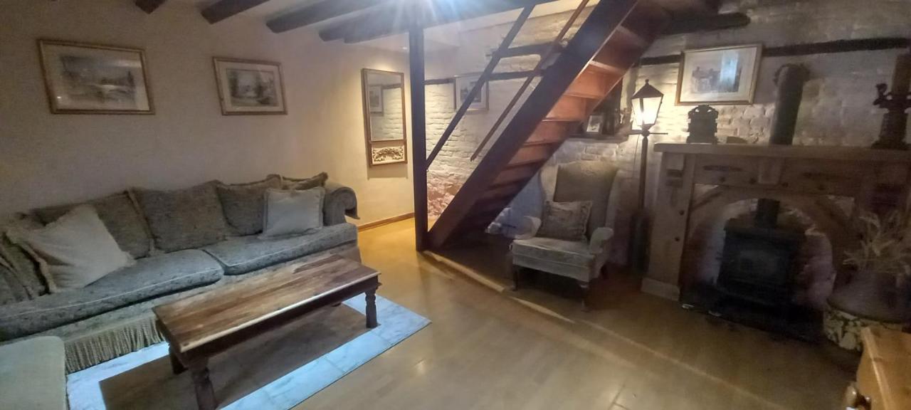 Plumpton Barn Villa Ashford  Bagian luar foto